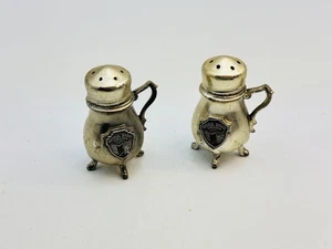 Vintage Travel Souvenir Natural Bridge Virginia VA Metal Salt Pepper Shakers 2"T - Picture 1 of 9