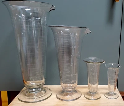 Conjunto de 4 copos de vidro vintage raros médicos Whitall Tatum CO - Imagem 1 de 4