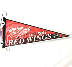 DETROIT RED WINGS NHL LICENSED 30"X12" FELT PENNANT FREE SHIPPING - Picture 1 of 1