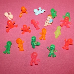 Lot de 18 figurines Les babies lot 2 - Picture 1 of 3