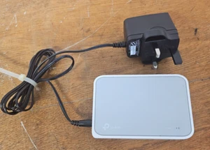 Weißer TP-Link TL-SF1005D 5-Port Desktop 10/100 Netzwerk Switch + 5V UK PSU Workin - Bild 1 von 24