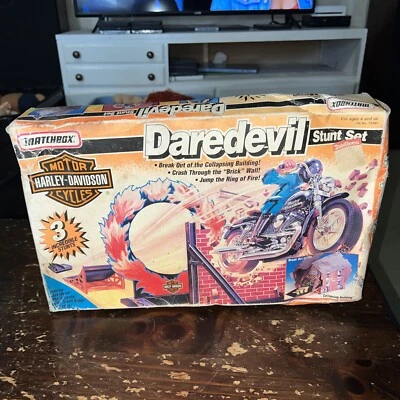 Matchbox Harley Davidson Motorcycles Daredevil Stunt Set New In Sealed Box - Image 1 of 4