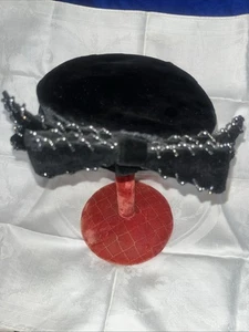 Vintage Ruby Ross California Black Velvet Cap Hat Beaded Bow Back Hat - Picture 1 of 11