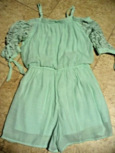 Mädchen Baumwolle Spitzenärmel Shorts Strampler von Mädchen Gr.7/8 - Bild 1 von 8