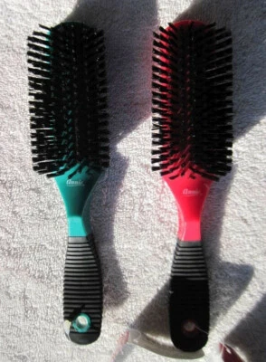 Щетка для прорезиненных мягких волос Annie блеск объем правильный завиток тусклый красный зеленый - Изображение 1 из 3