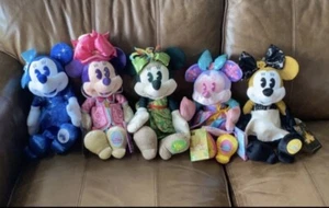 Nuevo con etiquetas Minnie Mouse atracción principal fiesta de té, pirata, Peter Pan, Tiki y mundo pequeño - Imagen 1 de 11