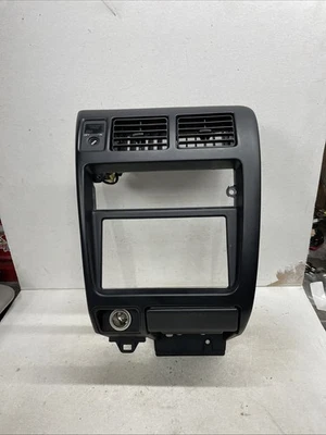 Toyota Tacoma 1998-2004 radio consola estéreo climatizador ventilación bisel OEM Foto 1 de 4