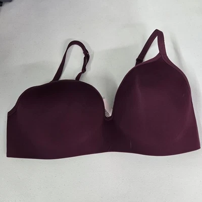 Sutiã feminino Victoria's Secret 38DD roxo camiseta levemente forrada sem fio - Imagem 1 de 4