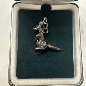 The Disney Store Charm Collection Kanga and Roo Vintage- Limited Edition #1741 - Picture 1 of 10