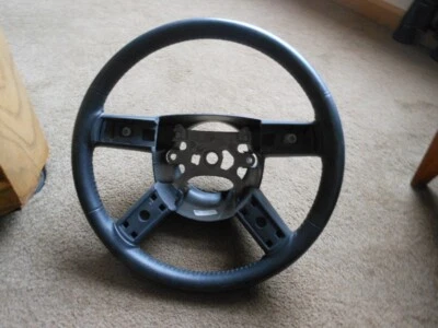 Volante de couro 05 06 07 08 09 10 Chrysler 300 2005 2006 2008 2009 2010 - Imagem 1 de 3