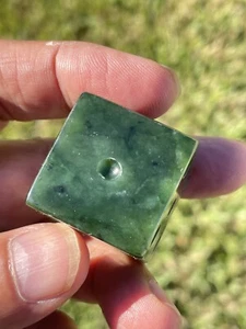 NZ Nephrite Maori Greenstone Pounamu Dark Core MARSDEN Jade 27mm CUBE Table DICE - Picture 1 of 8