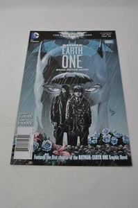 SANDIEGO COMIC CON SDCC EXCLUSIVO BATMAN EARTH ONE EDICIÓN ESPECIAL DE VISTA PREVIA - Imagen 1 de 2