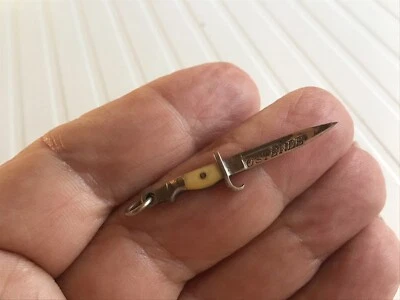 COLGANTE CORAZÓN MADREPERLA BAYONETA BAYONETA BELGA OSTENDE PRIMERA GUERRA MUNDIAL Foto 1 de 4