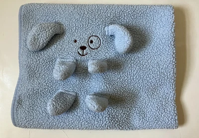 Manta bebé sherpa cachorro 3D azul garbanzo guisante perro Foto 1 de 4