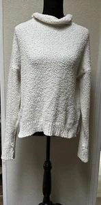 UGG Australia Women's Size Small Ivory Fluffy Turtleneck Sweater Cream Nubby - Picture 1 of 7