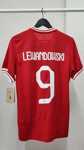 Polonia Visitante Lewandowski #9 2022/23 - Imagen 1 de 9