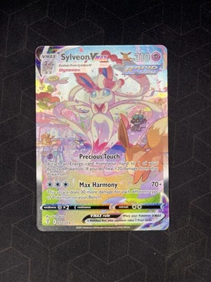 Sylveon VMAX (Alternate Art Secret) 212/203 SWSH07: Evolving Skies Holo - Image 1 of 2