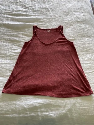 Old Navy Women’s Size XS Tank Top - Image 1 of 4