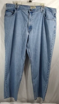 LL Bean Mens Jeans 42 x 29 Natural Fit Blue Denim Light Wash Straight Leg - Image 1 of 4