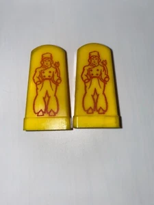 RAR Vintage gelb Kunststoff Holländisches Mädchen Tulpe Blume Salz & Pfefferstreuer - Bild 1 von 5