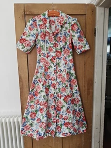 Vintage Jake London 80s Floral Rose Print Dress Button Up Size 6 / 8 50s Style - Picture 1 of 15