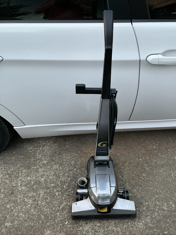 KIRBY G6 G6D Vacuum Cleaner Runs AS-IS No Bag Parts Or Restoration - Image 1 of 4