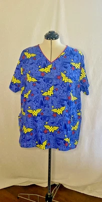 WONDER WOMAN Superhero SCRUB TOP Medical Dental Vet Tech w/ 2 Pockets 3X - Image 1 of 4