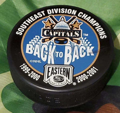 1999-2000 2000-2001 WASHINGTON CAPITALS CHAMPIONS VINTAGE NHL PUCK MADE IN 🇸🇰 Cover