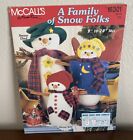 McCall's Creates A FAMILY OF SNOW FOLKS Instruction Book, NOS, 8”-20” Tall