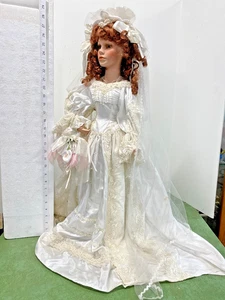 28 Zoll Puppe im Hochzeitskleid - Bild 1 von 4