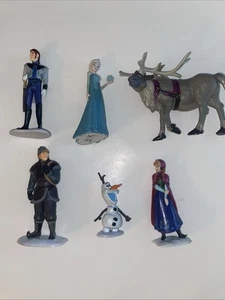 Disney's Frozen Playset Elsa Olaf Kristoff Sven Plus More Cake Toppers Lot Of 6 - Picture 1 of 3