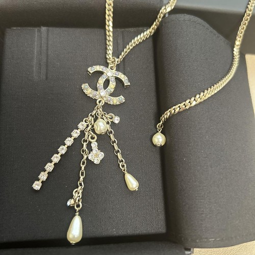 Collana CHANEL 19A Pietra Marchio Cc