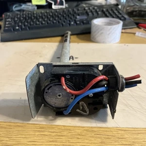Honeywell L4064A1321 Ventilatore per Forno e Interruttore di Controllo Limite 11,5" Stelo L4064A 1321 - Foto 1 di 4