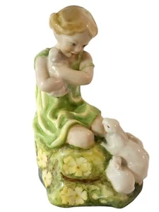 Royal Worcester MY FAVOURITE Doughty Girl with Bunny Rabbits Figurine England - Picture 1 of 9