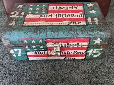 Antiguo baúl de vapor arte popular americano cofre de acero 19 C. arte Foto 1 de 4