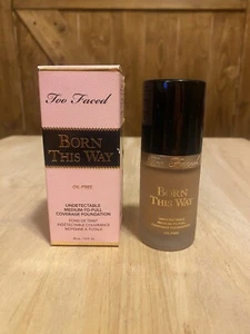 Too Faced Born This Way Foundation HONIG mittlere bis volle Deckkraft 1,0 fl. Oz. - Bild 1 von 1
