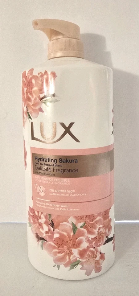 Lux Hidratante Sakura Delicada Fragancia Esencia de Niacinamida, 33.8 fl oz. Foto 1 de 4