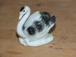 Cygne miniature en porcelaine allemande - Germany - Picture 1 of 4