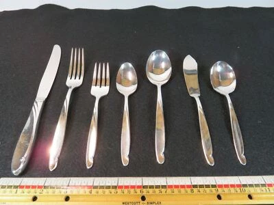 Lady Barbara 1959 Dinner Knives Forks Spoons Wm A Rogers Oneida Ltd. Choice - Image 1 of 4