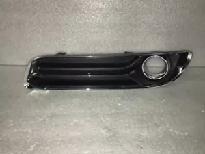 2011-2014 Chrysler 300 Driver Left Side Fog Light Bezel 68127947AD 2233 - Foto 1 di 3