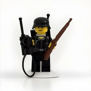 Army Themed WW2 Era Fighter 1 Minifig Army Radio Man Soldier Custom Made - Picture 1 of 3