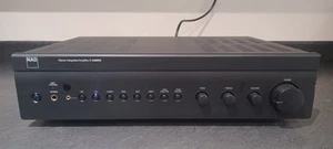 Amplificatore integrato NAD C326BEE - 50 Watt per canale - Foto 1 di 8