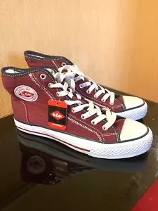 LEE COOPER BORGOÑA RETRO LONA ALTAS BOTAS DE BÉISBOL ZAPATILLAS NUEVAS EN CAJA REINO UNIDO 6/39,5 - Imagen 1 de 6