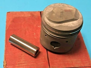 BMW 1500 1962-1964 Mahle Engine Piston Set w. rings & pins 83 mm oversize 4 NOS - Picture 1 of 8