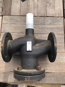 VVF43.65-63 2-port seat valve, flanged, PN16, DN65, kvs 63 - Picture 1 of 7