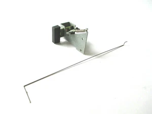 Sanyo TP1005 Turntable Tonearm Reject Button Mechanism - Picture 1 of 2