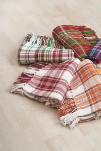 Plaid Throws - Picture 1 of 10