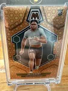 Mosaico Panini 2024 - Rookies Jalyx Hunt #375 Honeycomb Prizm (RC) - Imagen 1 de 2