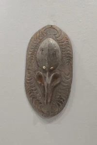 Papua New Guinea Mask Kandingai Village Ceremonial Mask - Picture 1 of 4