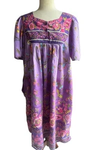 Vintage Hawaii Mumu Haus Terrassen Kleid XL Große 90er Blumen Taschen Lila Loungees - Bild 1 von 9